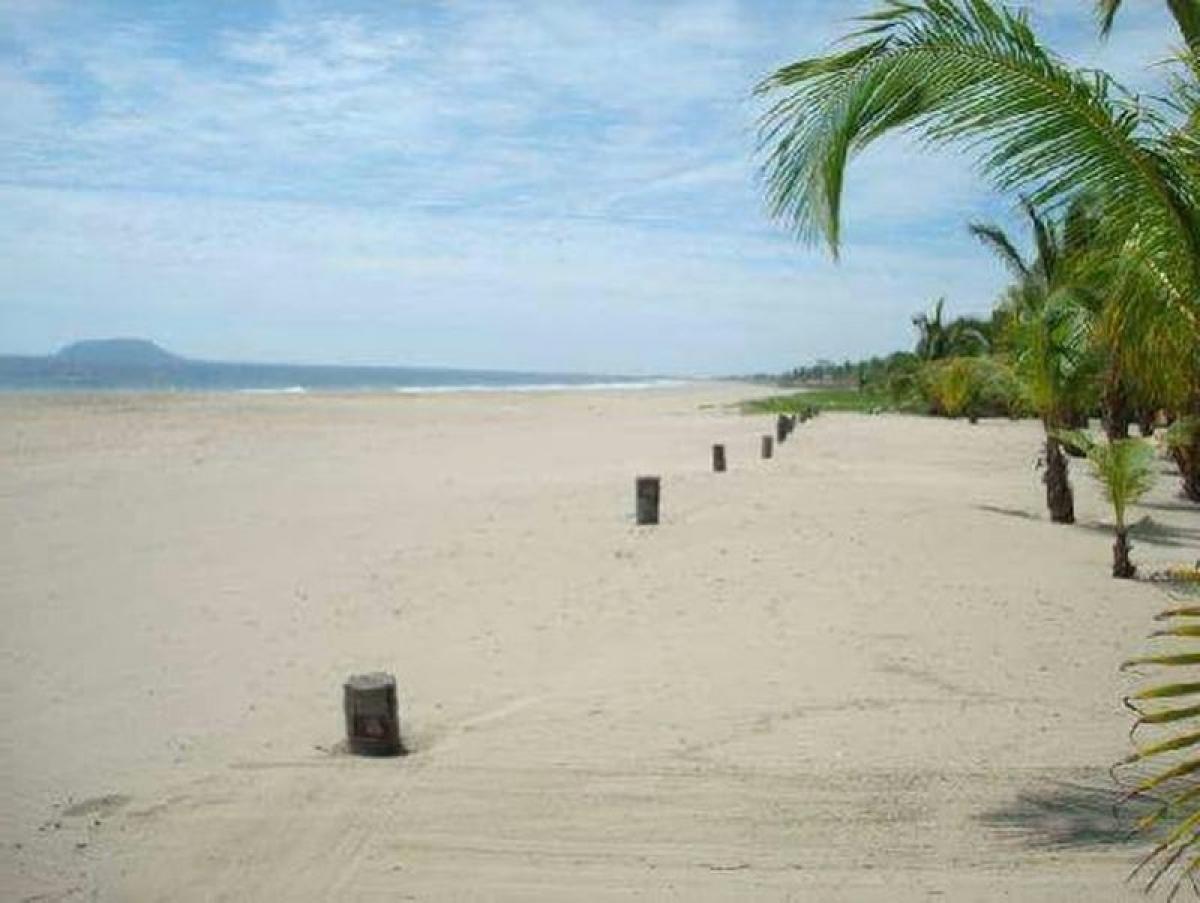 Picture of Other Commercial For Sale in Zihuatanejo De Azueta, Guerrero, Mexico