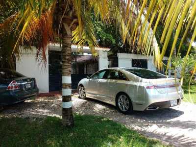 Home For Sale in Othon P. Blanco, Mexico