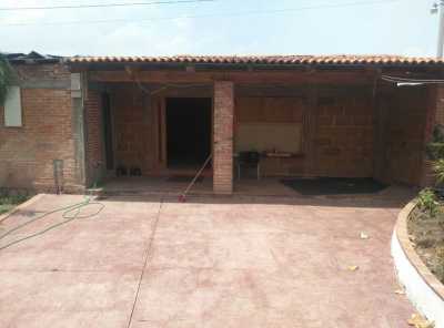 Home For Sale in El Marques, Mexico