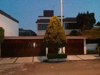 Home For Sale in Tlalpan, Mexico