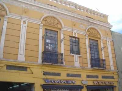 Apartment Building For Sale in