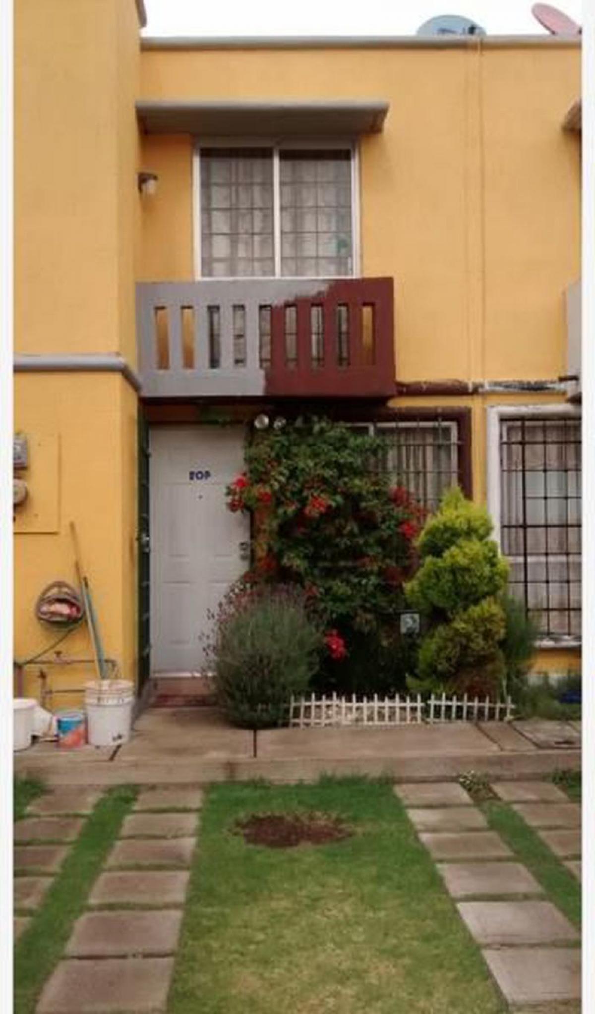 Picture of Home For Sale in Lagos De Moreno, Jalisco, Mexico