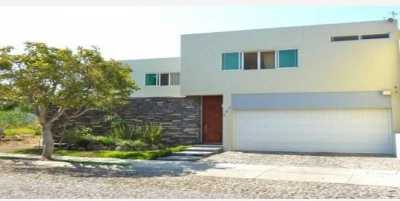 Home For Sale in Colima, Mexico