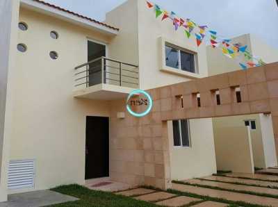 Home For Sale in Cintalapa, Mexico