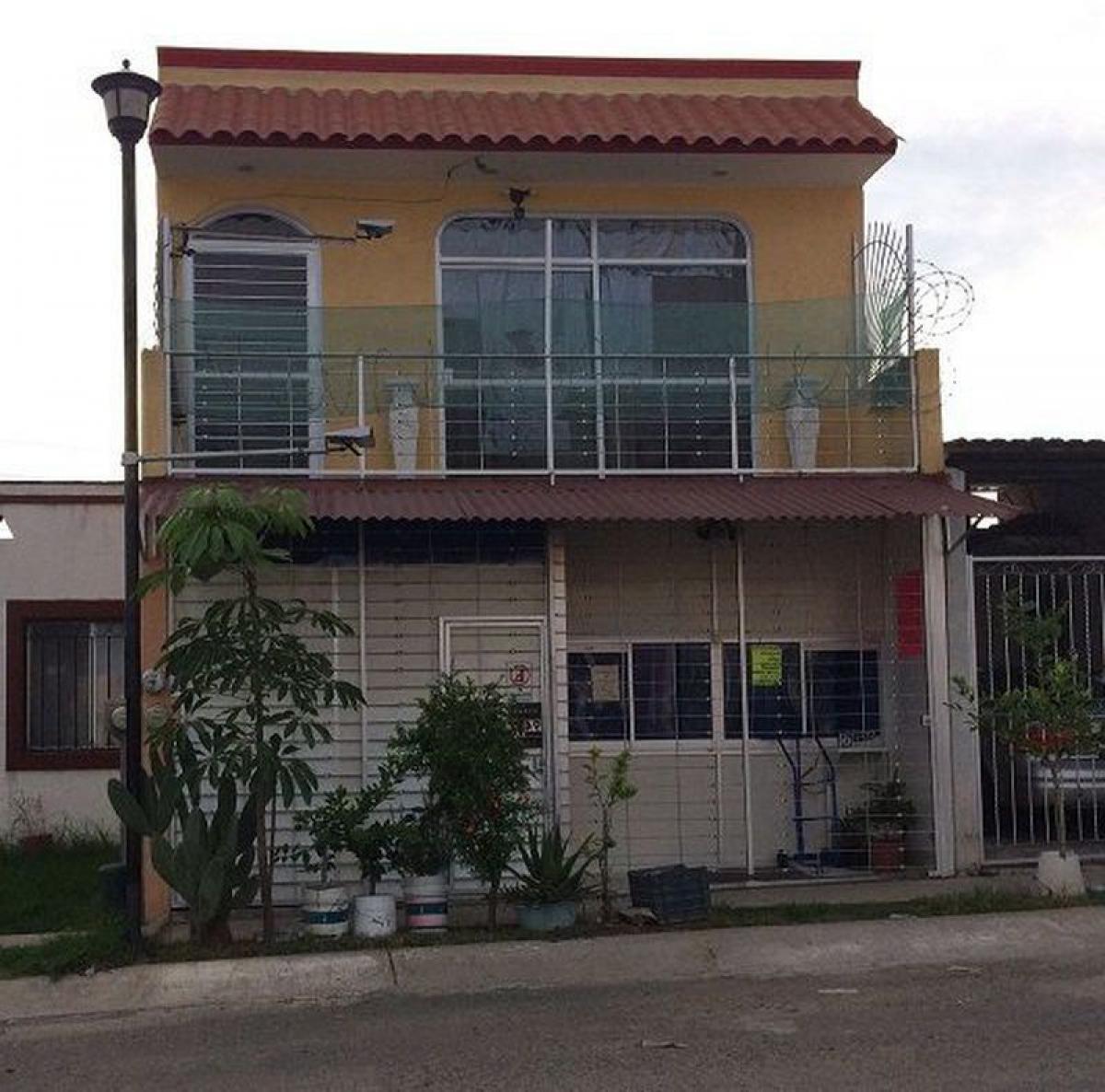 Picture of Home For Sale in Zapotlanejo, Jalisco, Mexico