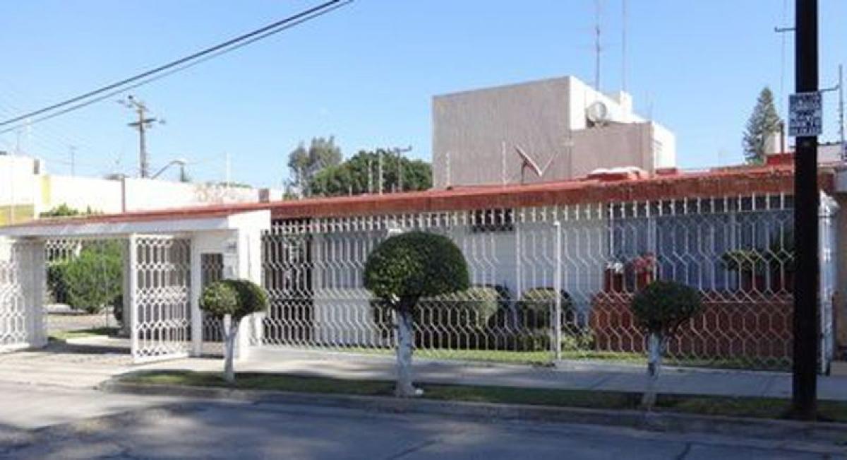 Picture of Home For Sale in Zapotlan El Grande, Jalisco, Mexico