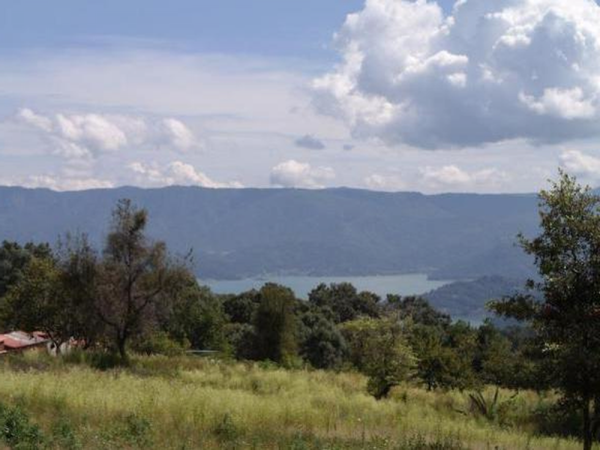 Picture of Residential Land For Sale in Valle De Bravo, Mexico, Mexico