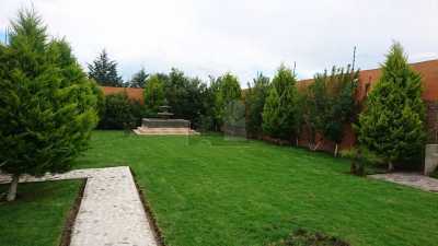 Home For Sale in San Martin De Las Piramides, Mexico