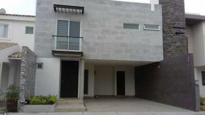 Home For Sale in Leon, Mexico