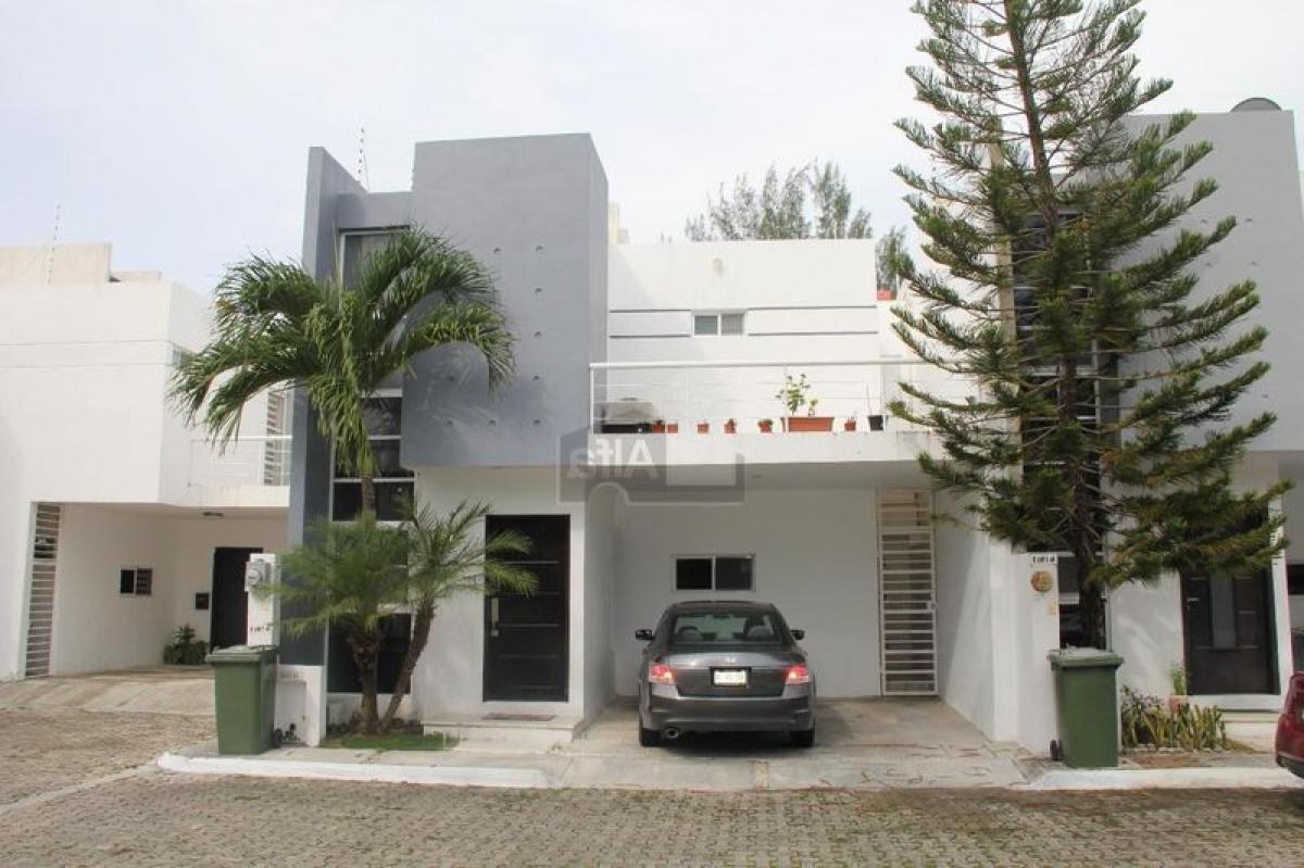 Carmen, Campeche, Campeche, Mexico Homes For Sale at GLOBAL LISTINGS