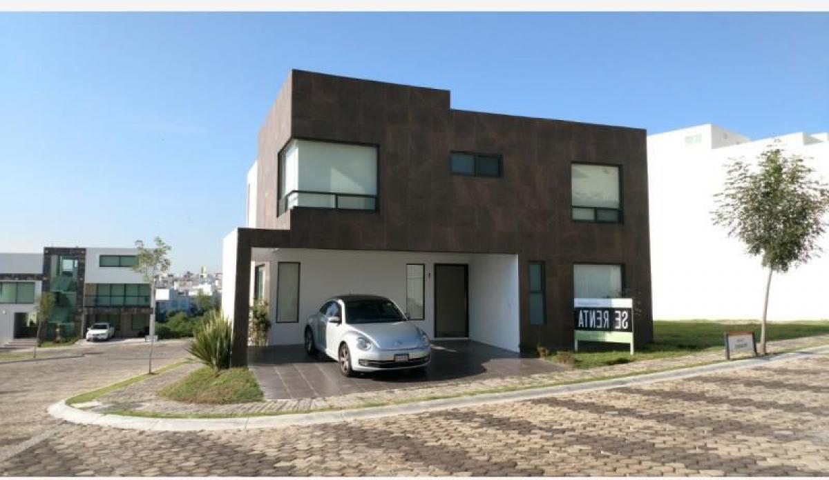 Lomas de Angelópolis, San Andres Cholula, Puebla, Mexico Homes For