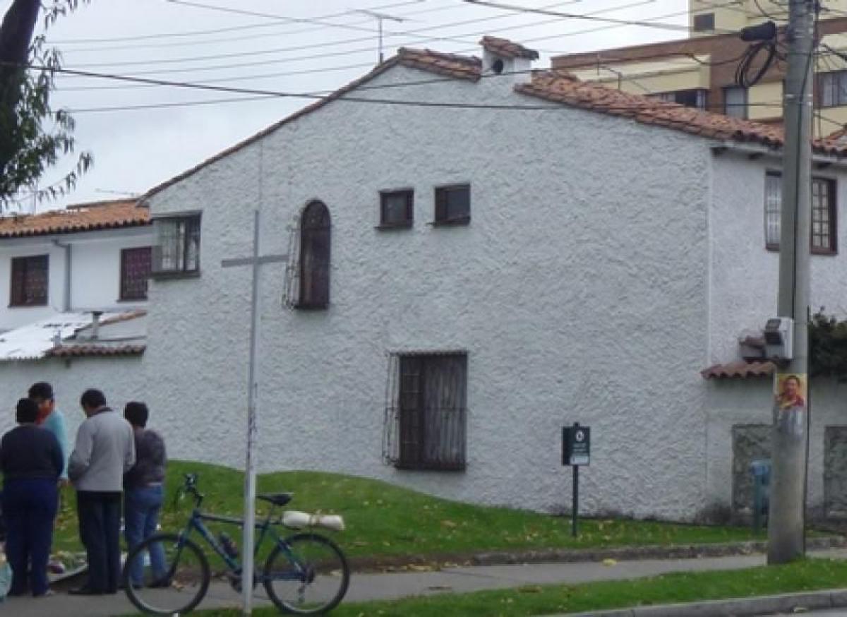 Picture of Home For Sale in Bogota D.C, Bogota Distrito Capital, Colombia