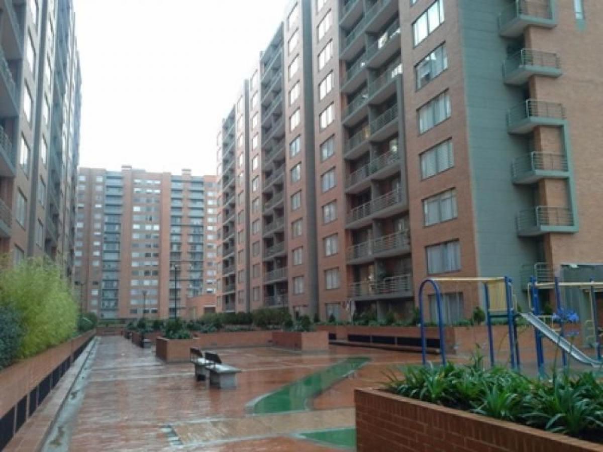 Picture of Home For Sale in Bogota D.C, Bogota Distrito Capital, Colombia