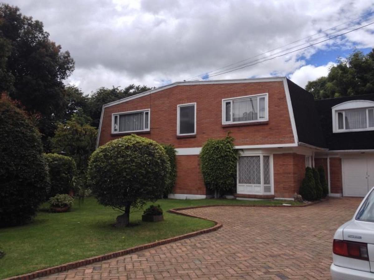 Picture of Home For Sale in Bogota D.C, Bogota Distrito Capital, Colombia