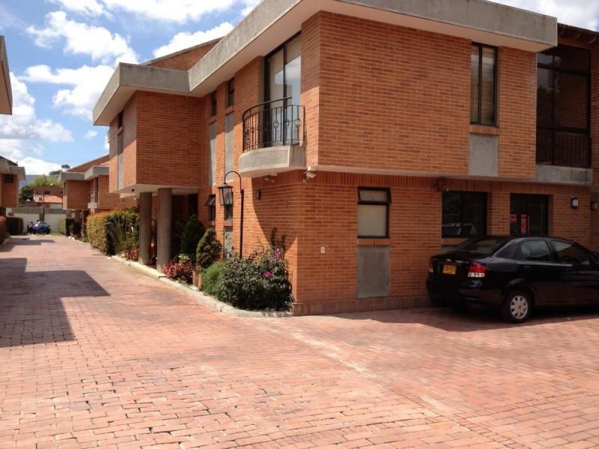 Picture of Home For Sale in Bogota D.C, Bogota Distrito Capital, Colombia