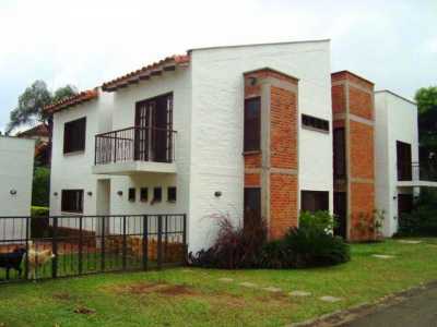Home For Sale in Valle Del Cauca, Colombia