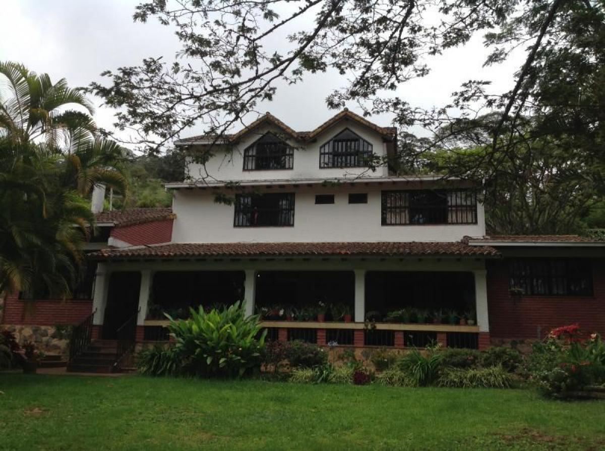 Picture of Home For Sale in Valle Del Cauca, Valle del Cauca, Colombia