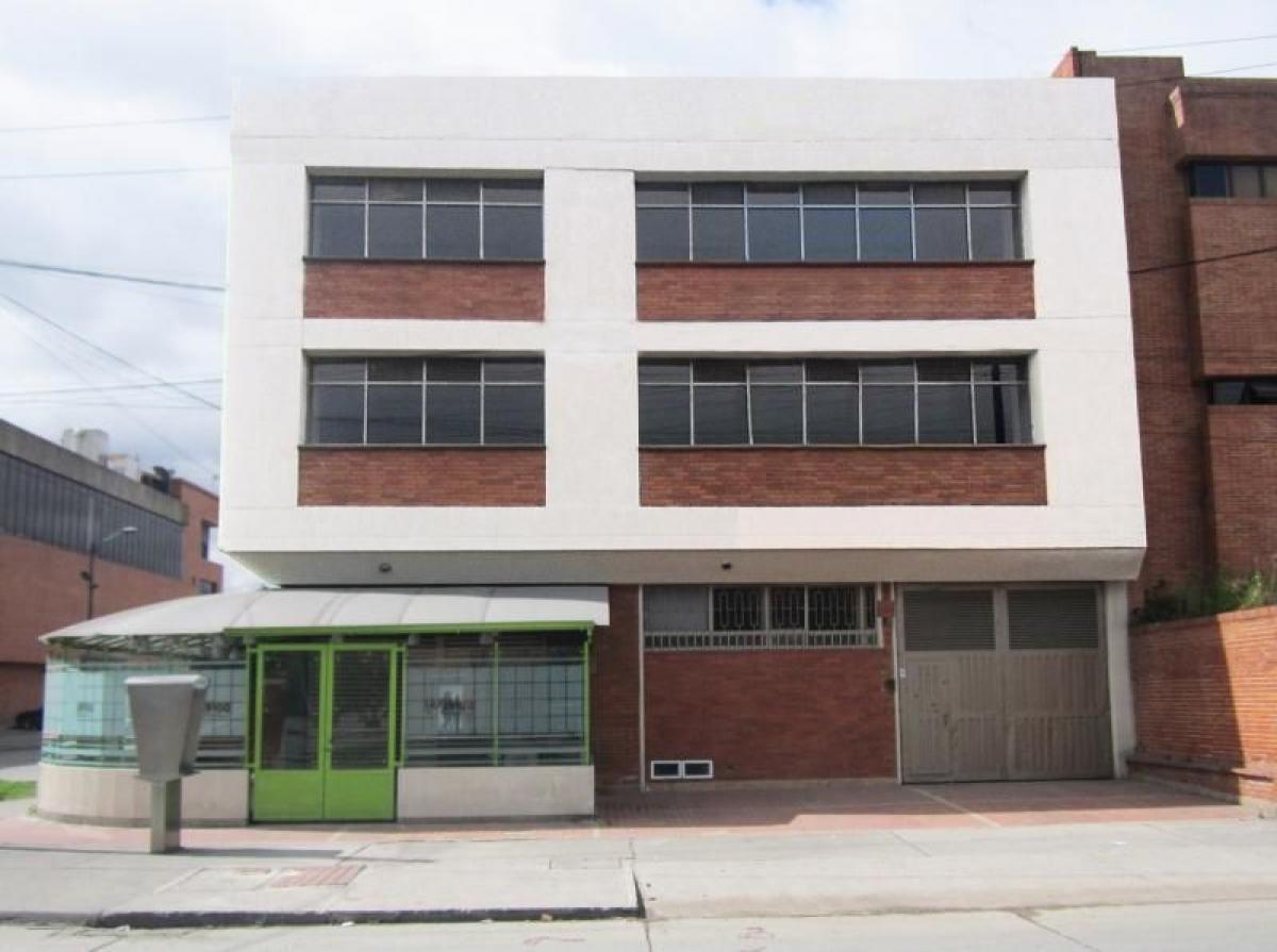 Picture of Home For Sale in Bogota D.C, Bogota Distrito Capital, Colombia