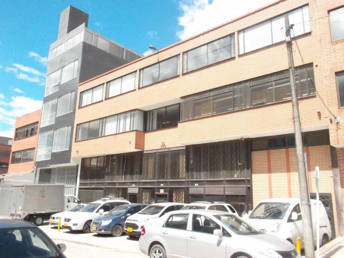 Picture of Home For Sale in Bogota D.C, Bogota Distrito Capital, Colombia