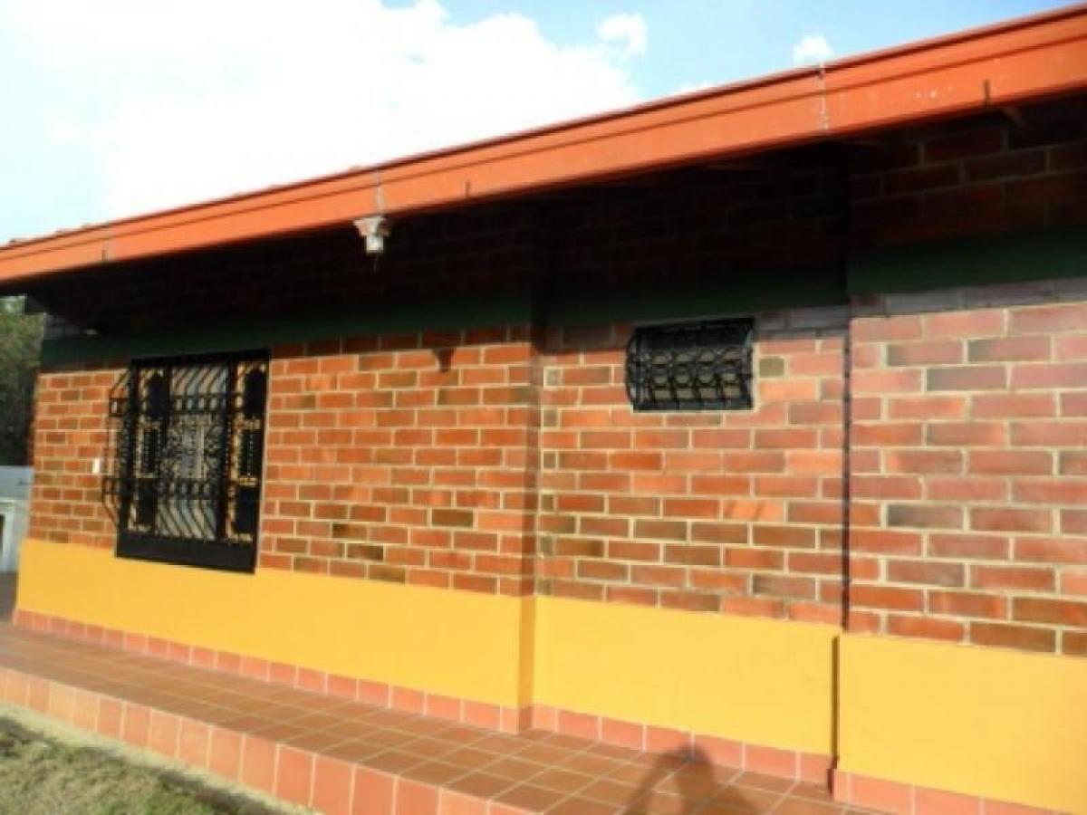 Picture of Home For Sale in Antioquia, Antioquia, Colombia