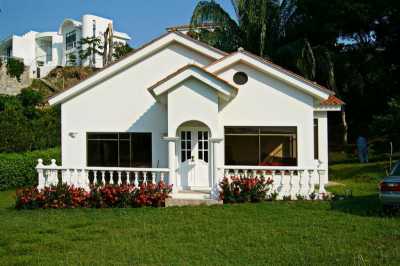 Home For Sale in Tolima, Colombia