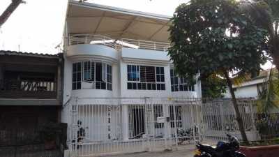 Home For Sale in Valle Del Cauca, Colombia