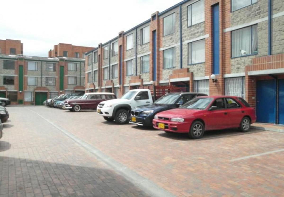 Castilla, Medellin, Antioquia, Colombia Homes For Sale at GLOBAL LISTINGS