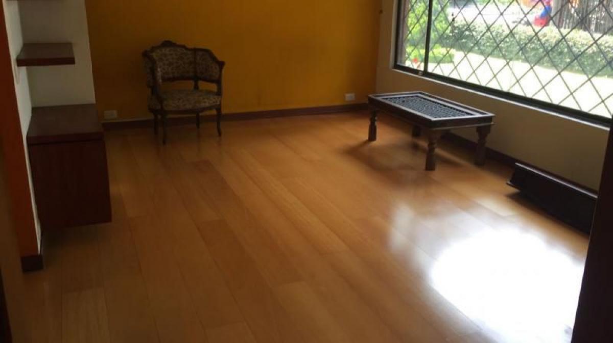 Picture of Home For Sale in Bogota D.C, Bogota Distrito Capital, Colombia