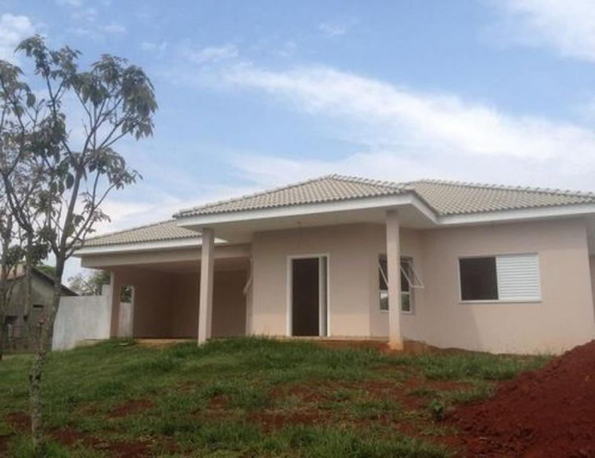 Picture of Home For Sale in Cesario Lange, Sao Paulo, Brazil