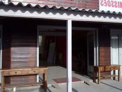 Commercial Building For Sale in 