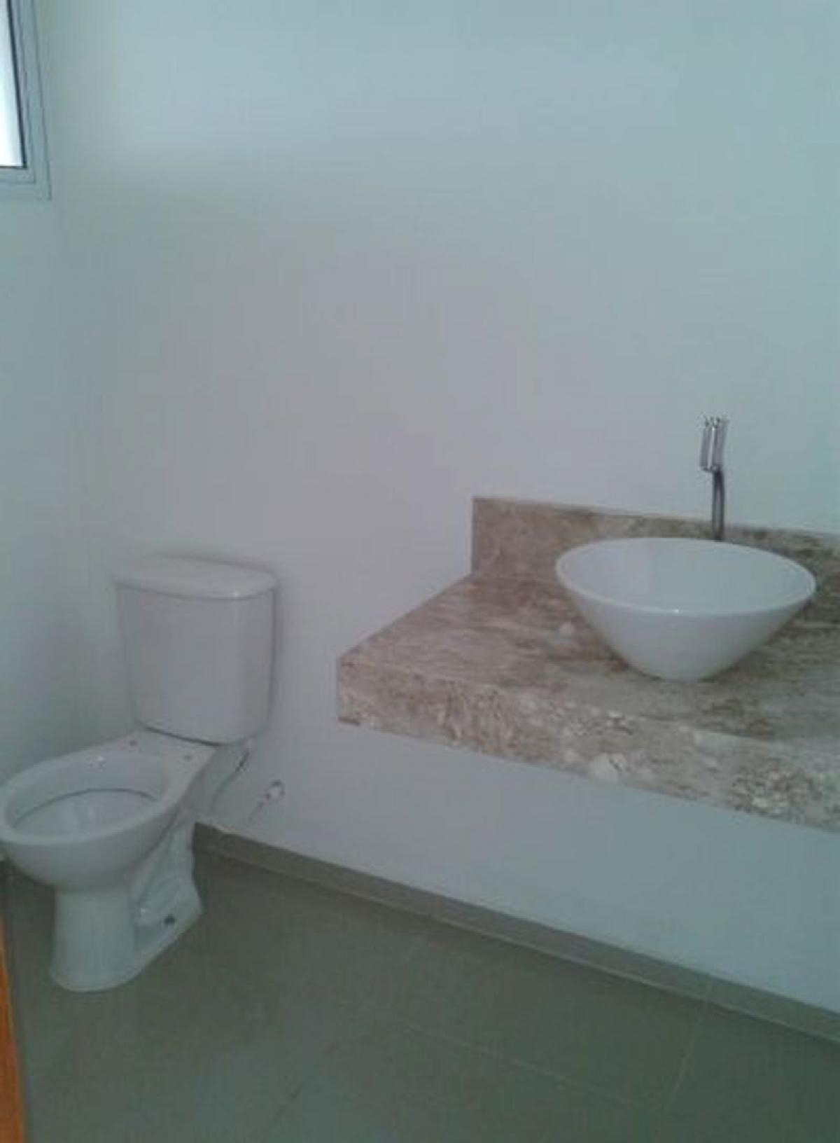 Picture of Home For Sale in Pindamonhangaba, Sao Paulo, Brazil