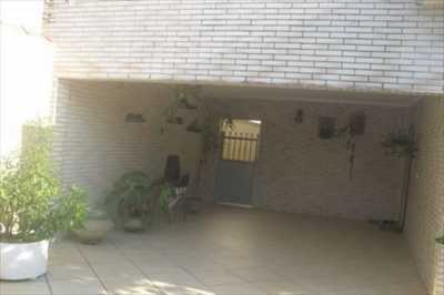 Home For Sale in Cubatao, Brazil