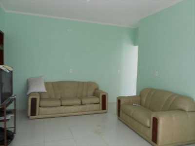 Townhome For Sale in Caraguatatuba, Brazil
