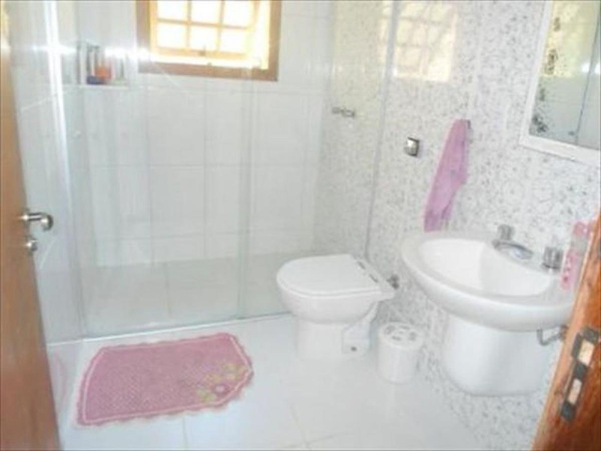 Picture of Home For Sale in Serra Negra, Sao Paulo, Brazil