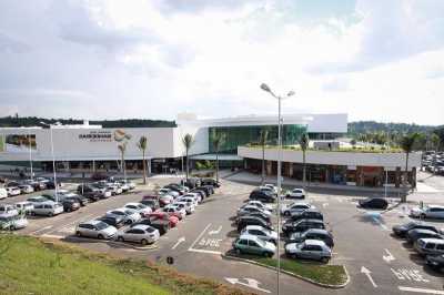 Commercial Building For Sale in