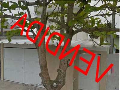 Townhome For Sale in Caraguatatuba, Brazil