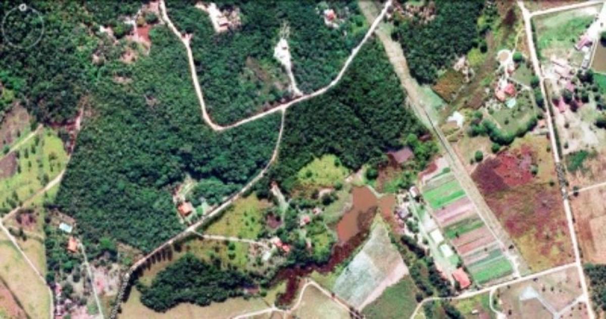 Picture of Residential Land For Sale in Betim, Minas Gerais, Brazil