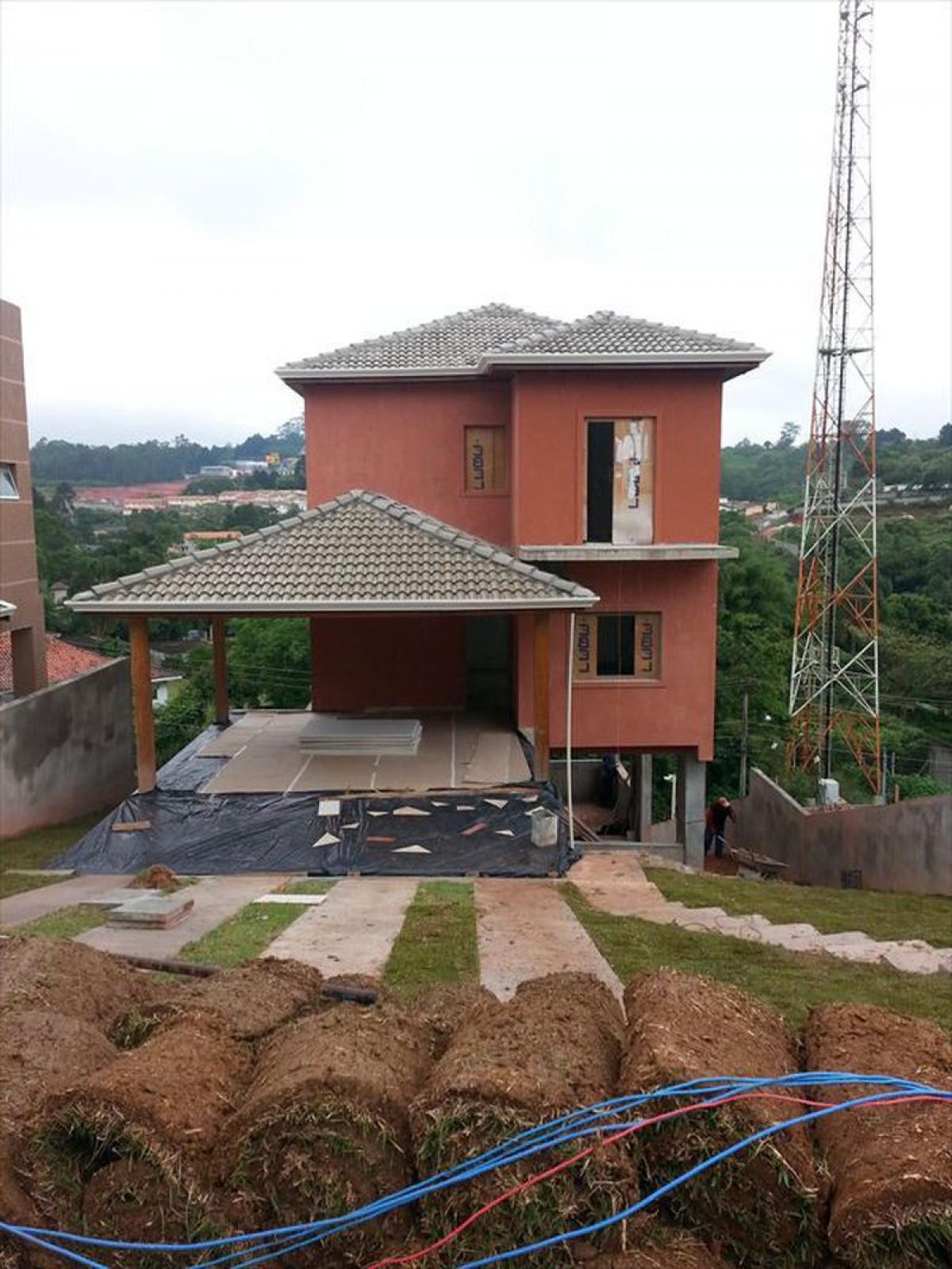 Picture of Home For Sale in Carapicuiba, Sao Paulo, Brazil