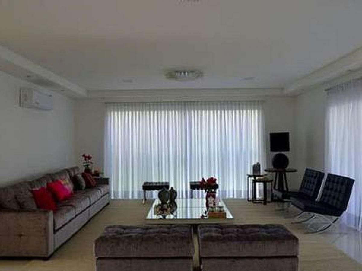 Picture of Home For Sale in Guaruja, Sao Paulo, Brazil