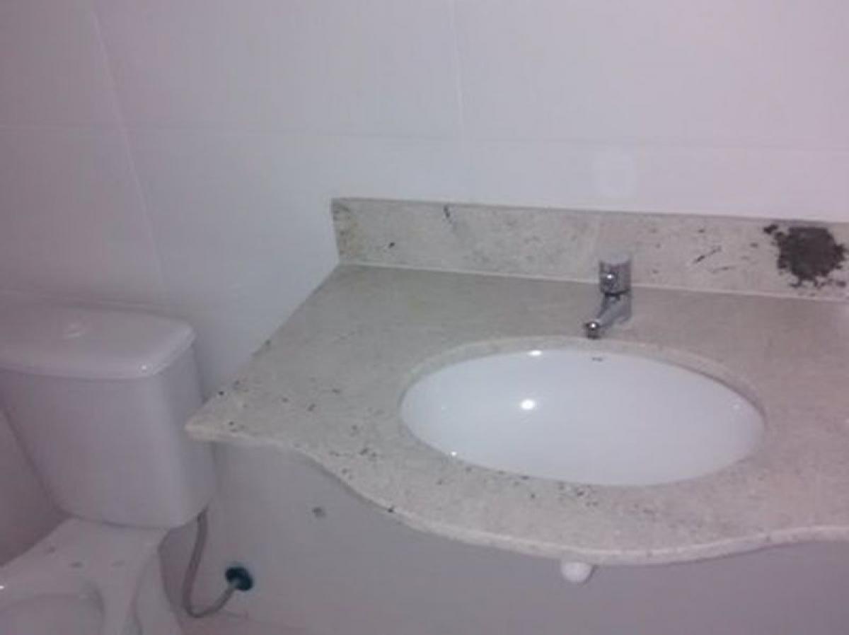 Picture of Apartment For Sale in Santa Isabel, Sao Paulo, Brazil