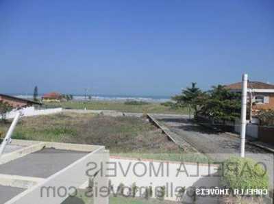 Home For Sale in Itanhaem, Brazil