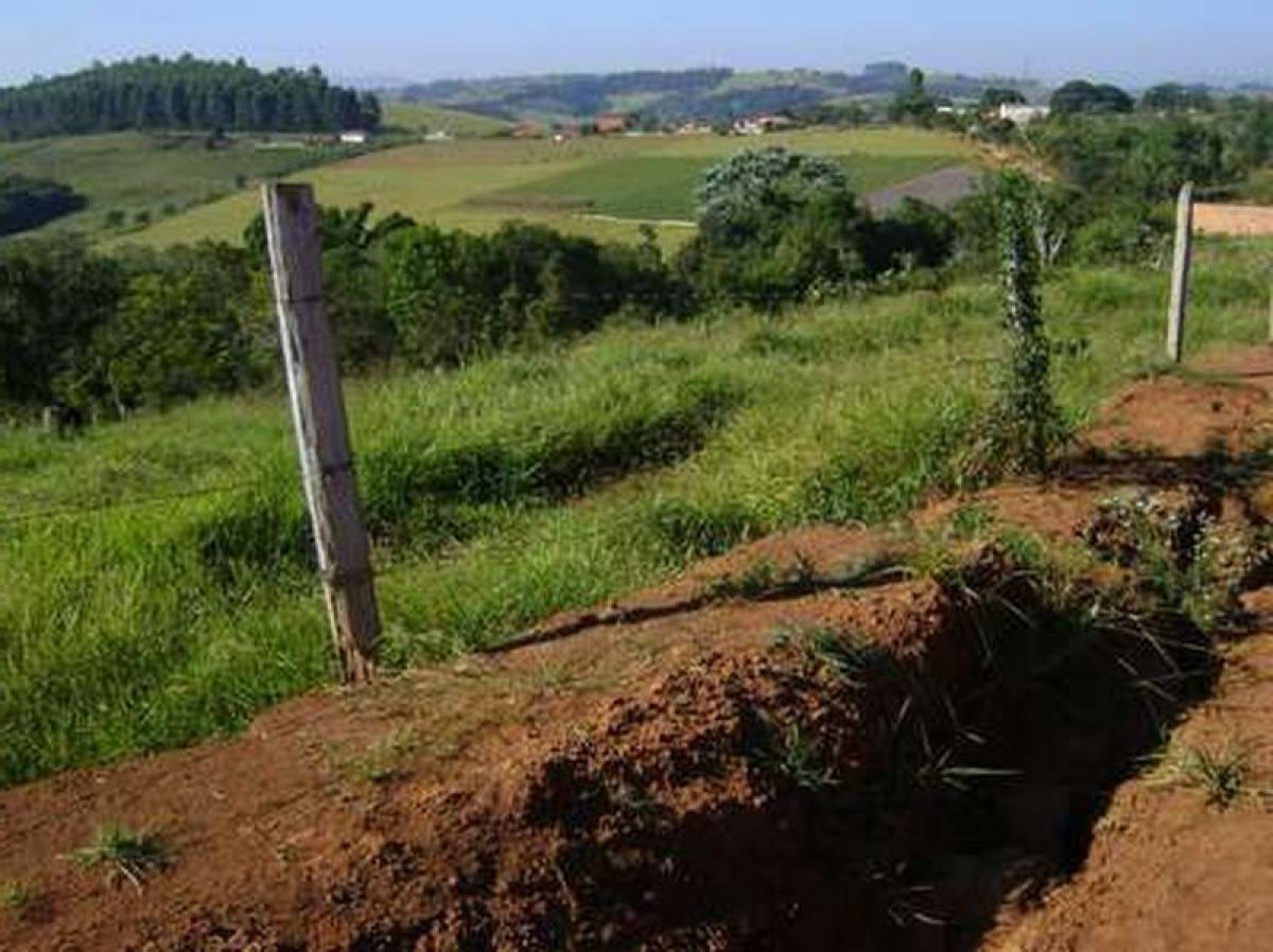 Picture of Residential Land For Sale in Pouso Alegre, Minas Gerais, Brazil