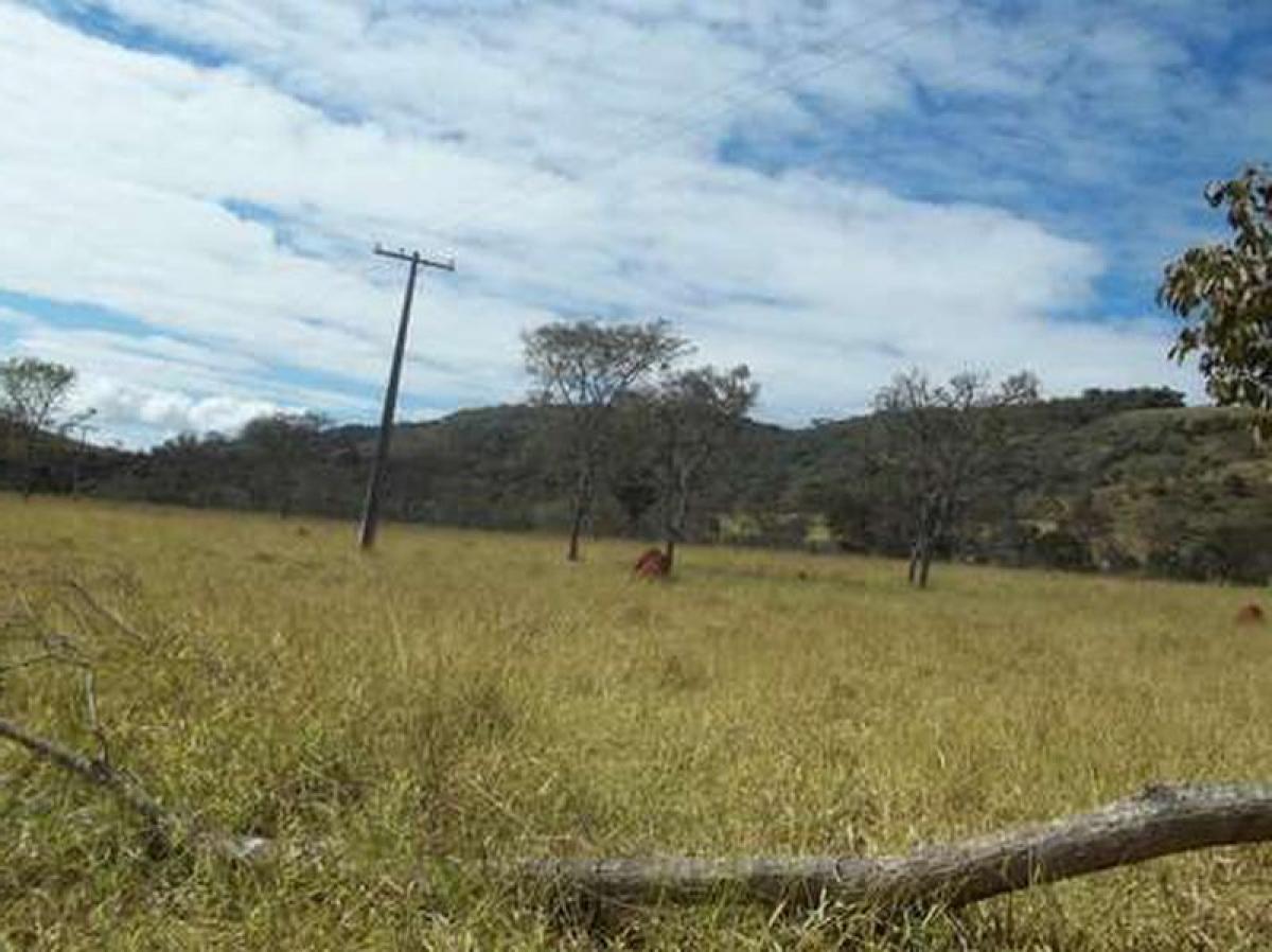 Picture of Residential Land For Sale in Três Marias, Minas Gerais, Brazil