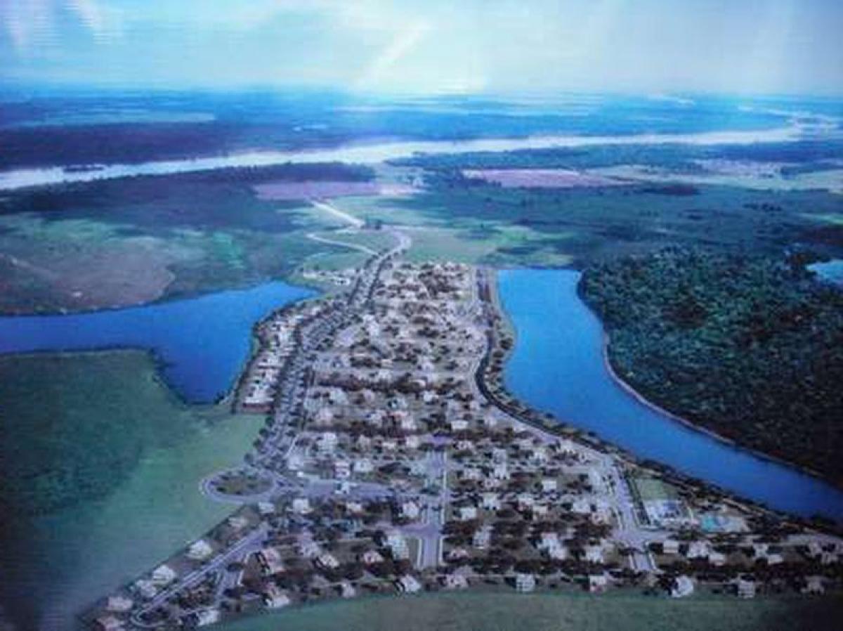 Picture of Residential Land For Sale in Espirito Santo, Espirito Santo, Brazil