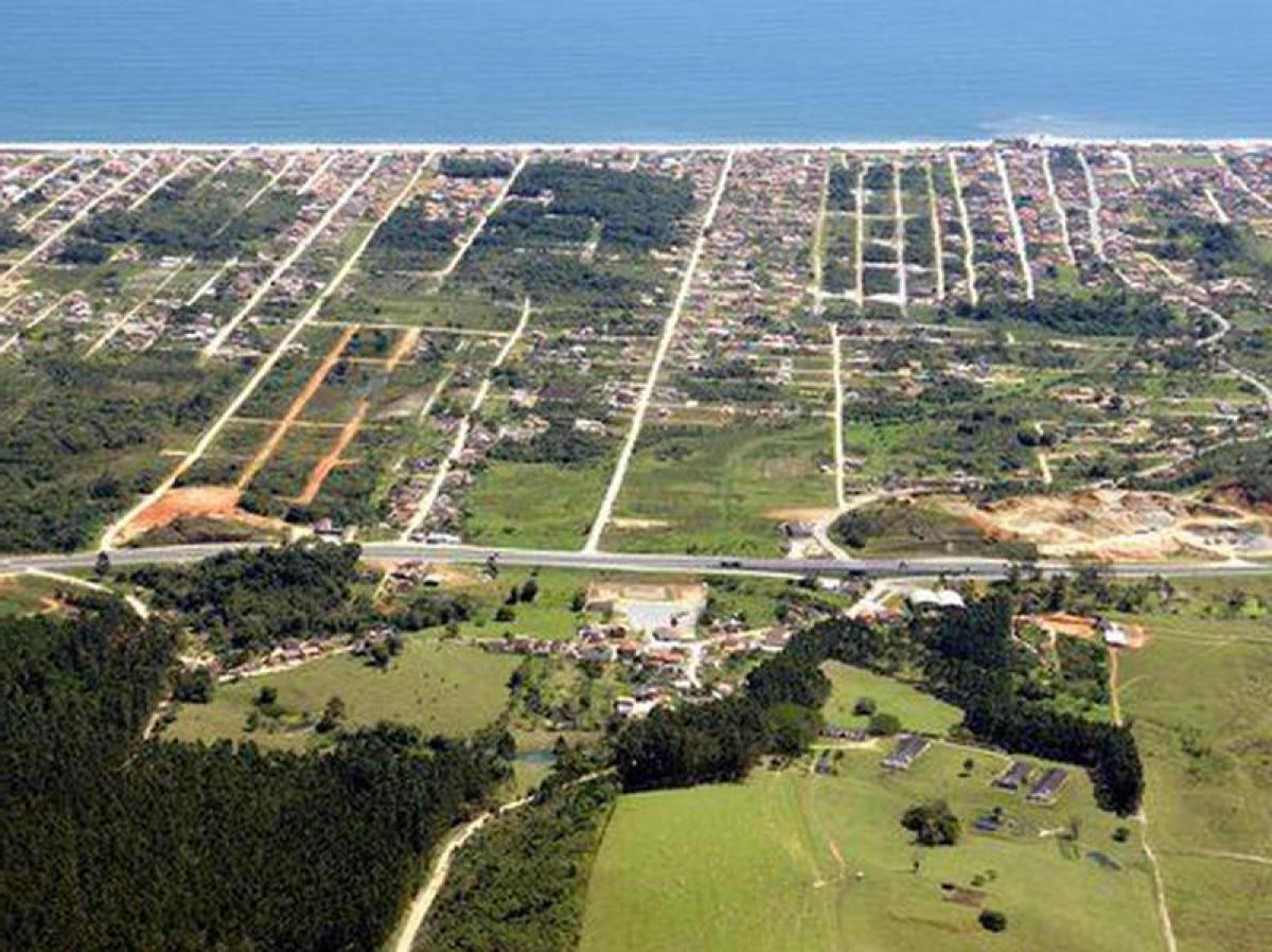 Picture of Residential Land For Sale in Barra Velha, Santa Catarina, Brazil