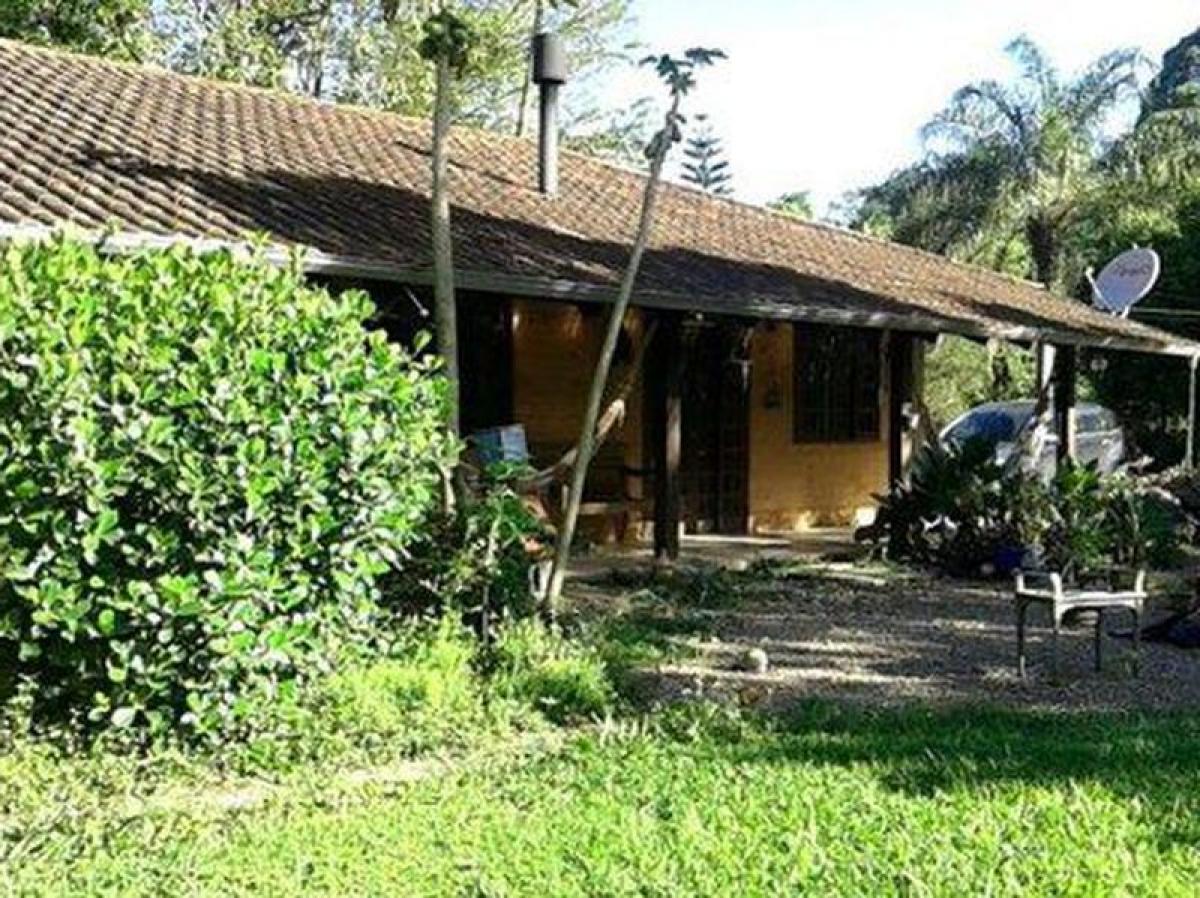 Picture of Residential Land For Sale in Balneario Camboriu, Santa Catarina, Brazil