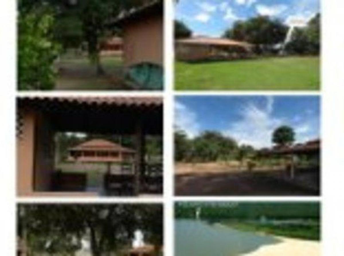 Picture of Residential Land For Sale in Barra Do Garças, Mato Grosso, Brazil
