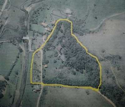 Home For Sale in Pindamonhangaba, Brazil