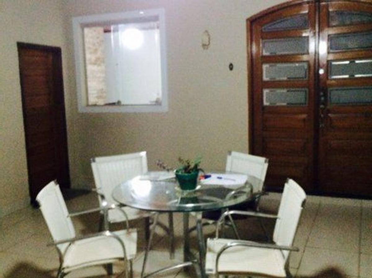 Picture of Home For Sale in Três Marias, Minas Gerais, Brazil