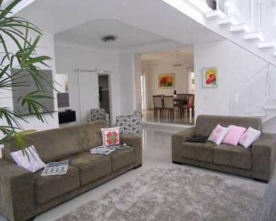 Townhome For Sale in Vinhedo, Brazil